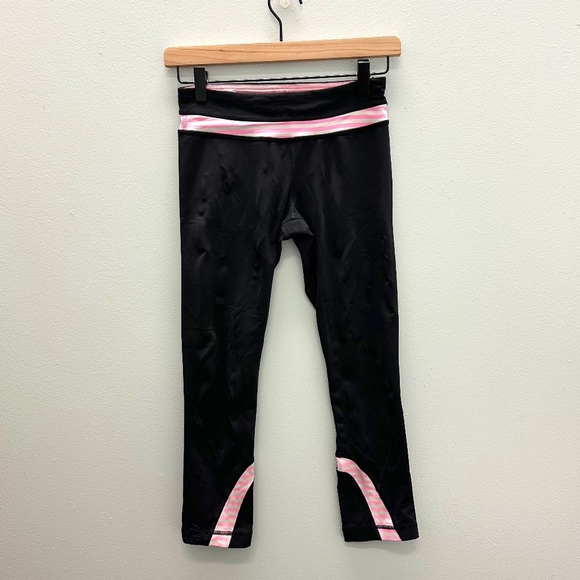 Lululemon blank with pink and white stripe cropped legging size 4 - Picture 1 of 11